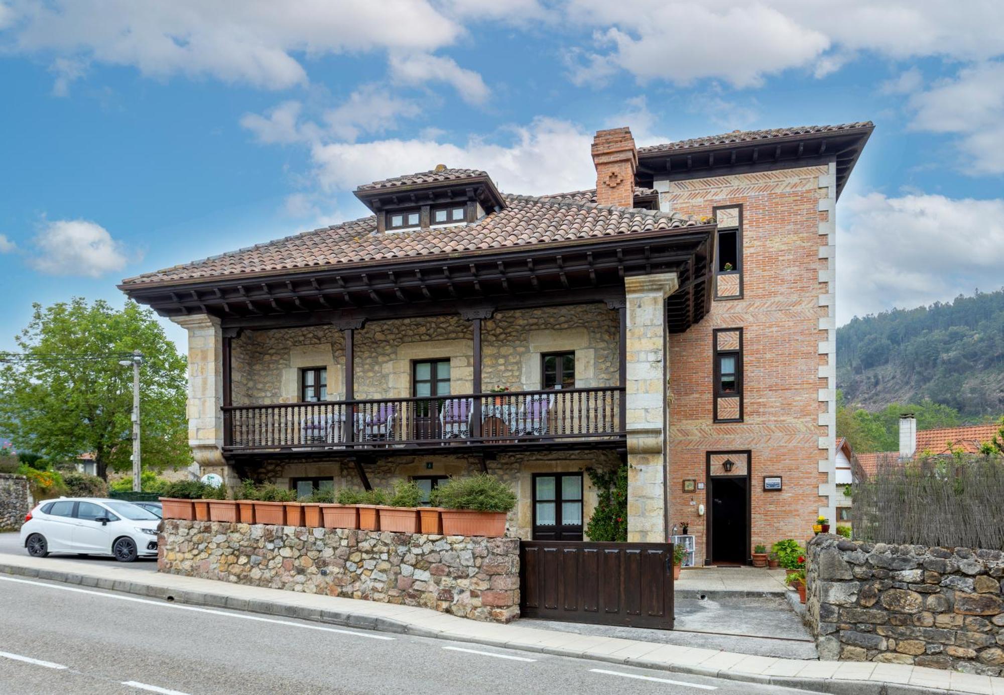 Posada De Muno Muñorrodero Exterior foto